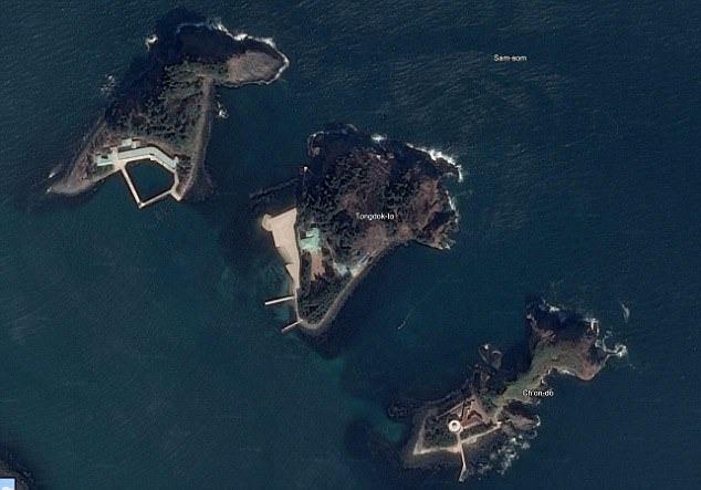 <p>Rodman, Kuzey Kore'den ülkesine döndükten sonra burada geçirdiği zamanı "Hawaii veya Ibiza gibi bir yer ancak bu yer sadece size ait" sözleri ile açıklamıştı.</p>
