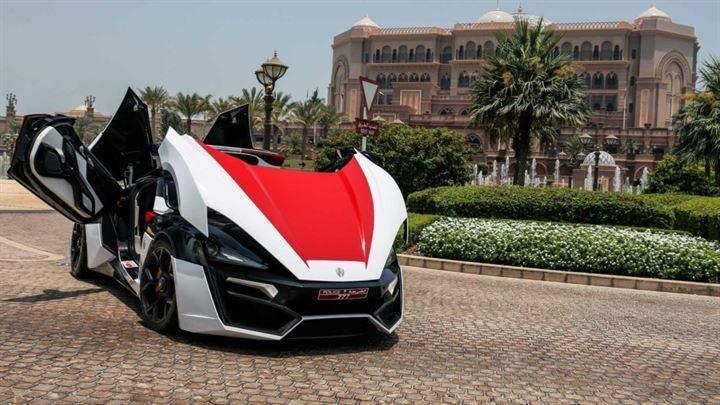 <p>Porsche kaynaklı 7 ileri şanzımanın desteklediği Lykan HyperSport Special Forces 740 beygir güç ve 960 Nm tork üretebiliyor.</p>