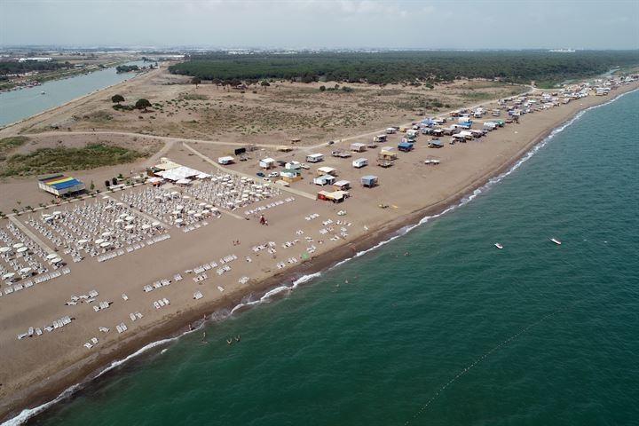 <p> </p>
<p>Bir haftaya kadar tüm çardakların dolacağını kaydeden Savaş, "Doğal ortam olduğu için turistler de merak ediyor, gelip fotoğraf çekiyorlar. Yemek yerken denk gelirse ikramda bulunuyoruz. Misafirperverliğimizden çok memnun oluyorlar, teşekkür ediyorlar." ifadelerini kullandı.</p>
<p> </p>