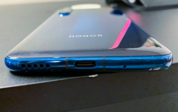 <p>Type-C 2.0 bağlantı</p>
