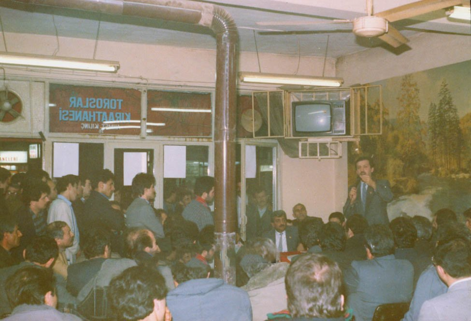 <p>Beyoğlu Belediye Başkan Adayı Recep Tayyip Erdoğan - 1989</p>

<p> </p>
