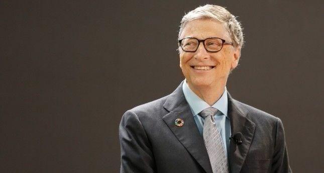 <p>BİLL GATES KİMDİR?</p>

<p>Peki kim bu Bill Gates? İşte dünyanın en zengin insanı hakkında az bilinenler...</p>

<p> </p>
