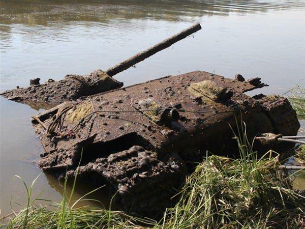 <p>Doğu cephesinde Alman Ordusu bu tank karşısında &ccedil;aresiz kalmıştır.</p>

<p>&nbsp;</p>
