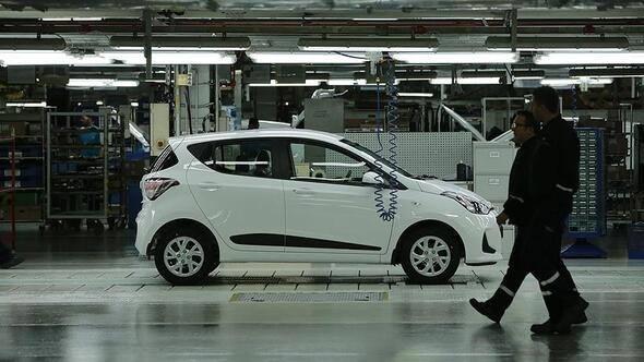 <p>Hyundai i10 Hatchback 1.2 D-CVVT Elite <br />
<br />
Senesi: 2016<br />
<br />
Fiyatı: 70 bin 500 TL</p>
