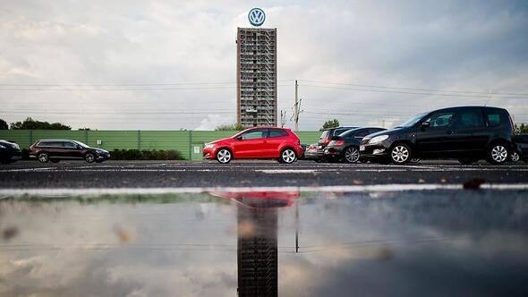 <p>VOLKSWAGEN</p>
<p>Otomobil satış rakamı: 15.046</p>