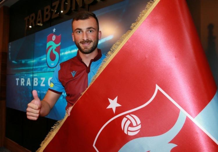 <p>Nemanja Anđušić - Trabzonspor</p>
