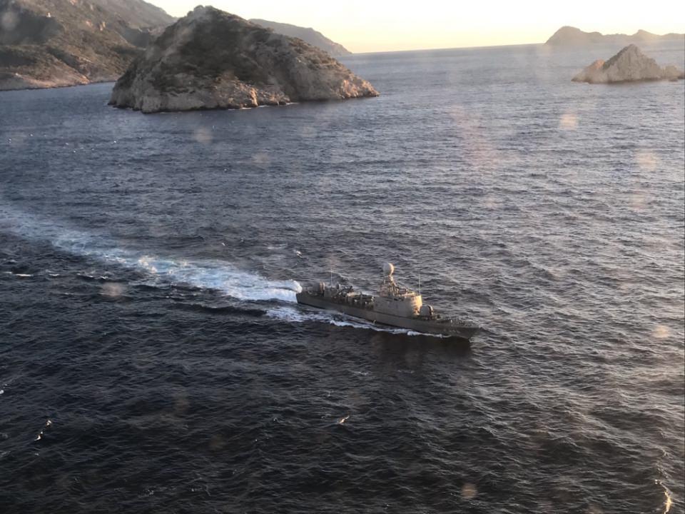 <p>Mavi Vatanın eşsiz manzarası içinde görevine intikal eden hücumbotumuz.</p>
<p> </p>
