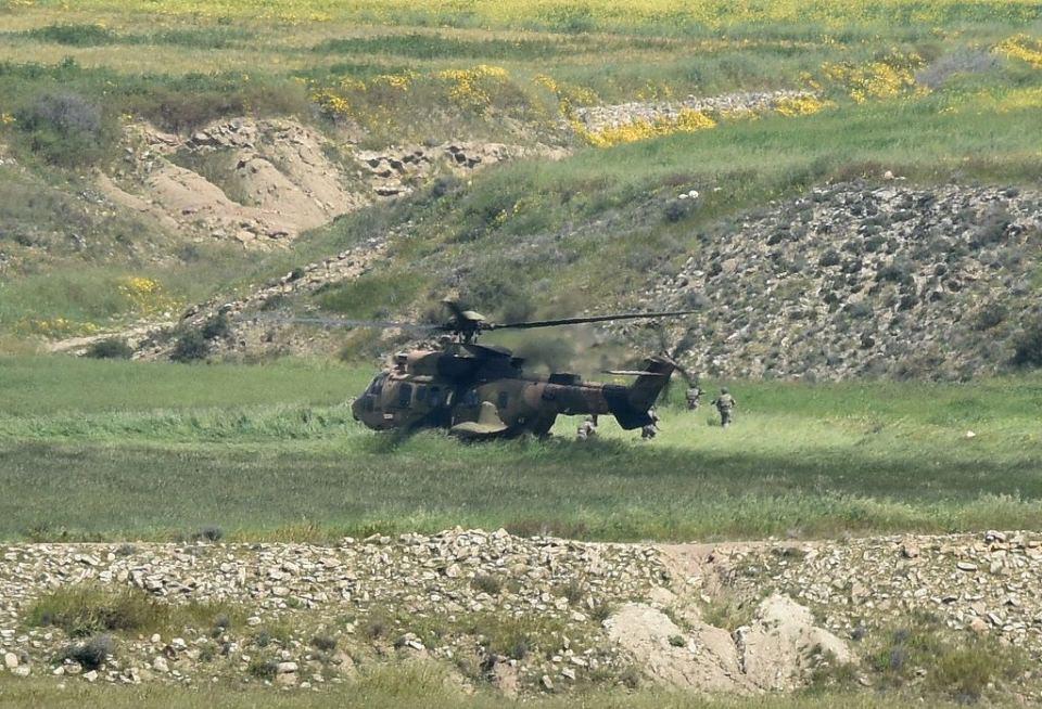 <p>Tam Birlik Atışlı Bölük Timi tatbikatından görüntüler.</p>
<p> </p>