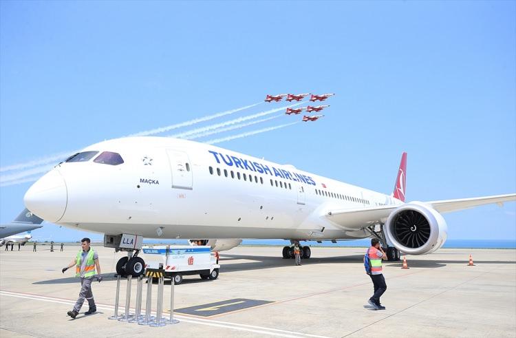 <p>Türk Hava Yollarının (THY) "Maçka" isimli rüya uçağı ilk seferinde Şehit Eren Bülbül'ün anısına uçtu.</p>
