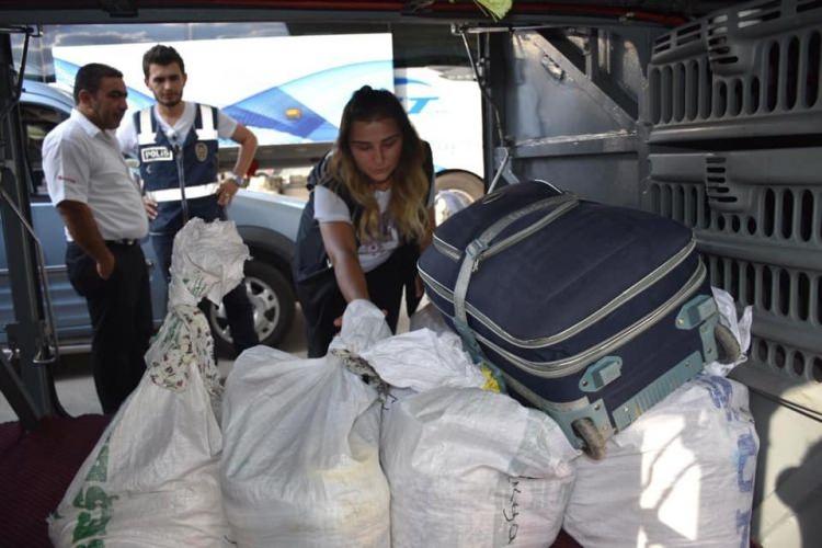 <p>Uygulamada bin 30 aranan şahıs yakalandı</p>