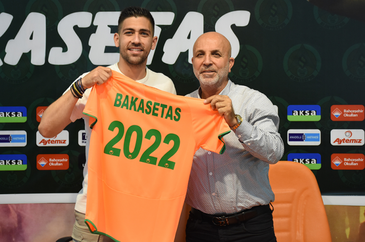 <p>Anastasios Bakasetas - Alanyaspor</p>
