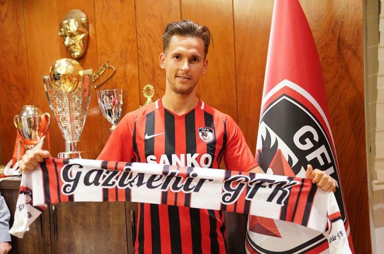 <p>Pawel Olkowski - Gazişehir</p>
