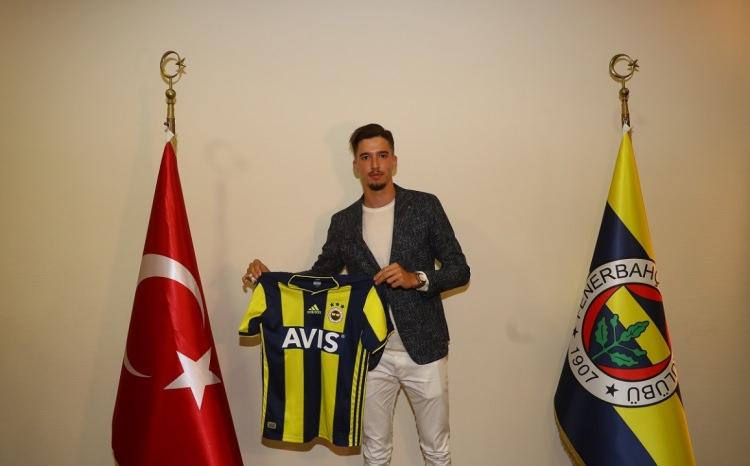 <p>Altay Bayındır - Fenerbahçe</p>
