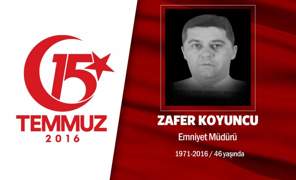 <p>45 yaşındaki Zafer Koyuncu özel harekat polisiydi. Bilecik Pazaryeri ilçesi doğumlu Zafer Koyuncu, 2.</p>

<p>sınıf emniyet müdürü ve Özel Harekat Daire Başkan Yardımcısıydı. 15 Temmuz gecesi hain</p>

<p>darbecilerin ilk saldırdığı yer olan Ankara Gölbaşı Özel Harekat Daire Başkanlığı'nda görev başındaydı</p>

<p>Hain darbecilerin savaş uçaklarıyla yaptığı saldırıda şehit düştü. Şehidin Eşi Aşkın Koyuncu da polisti</p>

<p>ve darbe girişimi gecesi Dikmen Hizmet Binası'nı korumakla görevlendirilmişti. Eşinin şehadet</p>

<p>haberini aldı ama sabaha kadar görev yerinden ayrılamadı. Şehit Zafer Koyuncu arkasında 16</p>

<p>yaşındaki kızı Aleyna ve 5 yaşındaki oğlu Yağız'ı bıraktı. </p>
