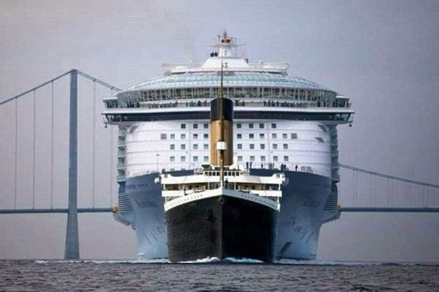 <p>Titanic ile günümüzde kullanılan modern yolcu gemisi.</p>

<p> </p>
