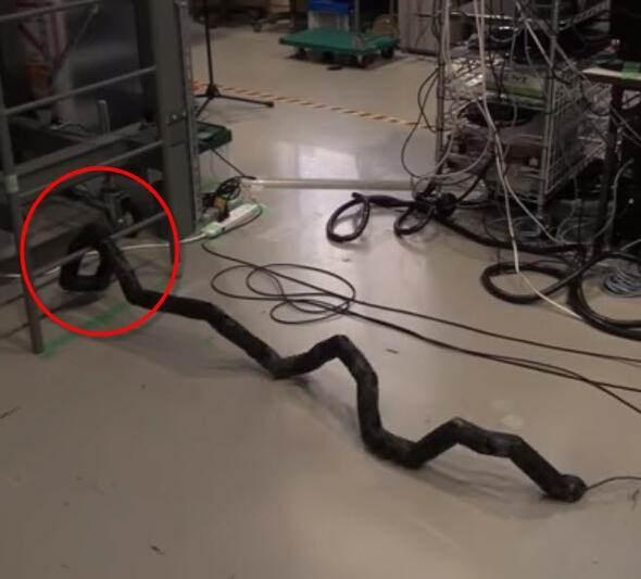 <p>Katil robot tartışmalarını duyduğumuz şu günlerde eğer bu tür robotlardan merdivenle kaçıp kurtulurum diyorsanız boşuna ümitlenmeyin! Çünkü...</p>

<p> </p>
