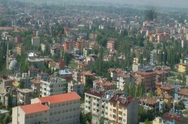 <p>Elbistan, Kahramanmaraş<br />
Nüfus: 142.783</p>