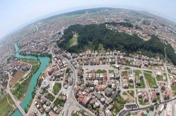 <p>Manavgat, Antalya<br />
Nüfus: 224.664</p>