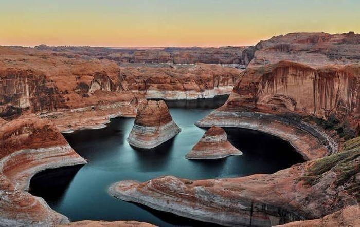 <p>Reflection Canyon</p>
