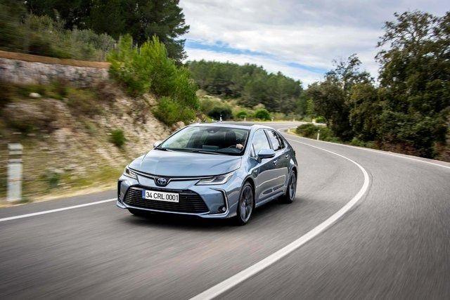 <p><strong>TOYOTA</strong></p>
<p>Bir diğer Japon otomobil üreticisi Toyota'da, ağustos kampanyasında özel vade ve faiz seçenekleri sunuyor. Ağustos ayı boyunca geçerli olacak kampanya kapsamında Toyota belirli modellerinde ÖTV farkını da karşılıyor.</p>