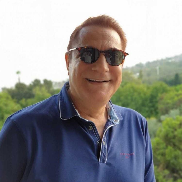 <p>Mehmet Ali Erbil</p>