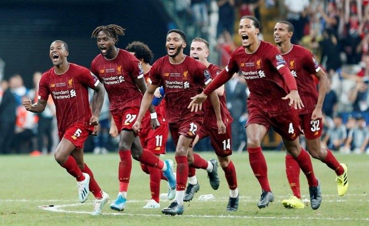 <p>95. dakikada Liverpool golü buldu. Firmino, Mane'nin pasıyla sol çaprazdan ceza sahasına girdi. Son çizgiye hareketlenen Firmino'nun yerden gönderdiği pasta sol çaprazdan yaptığı düzgün vuruşla topu ağlara gönderen Mane, takımını 2-1 öne geçirdi.</p>
