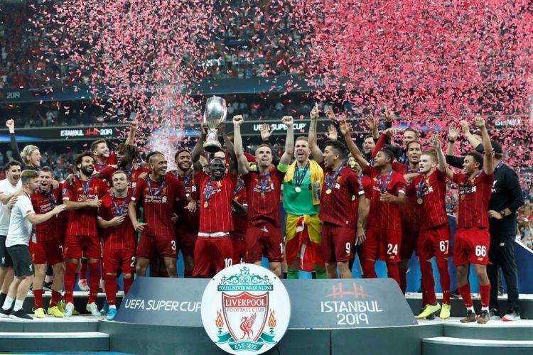 <p>İngiltere'nin iki büyük futbol takımı Liverpool ve Chelsea, UEFA Süper Kupa Final maçı kapsamında İstanbul Vodafone Park'ta karşılaştı. Normal süresi 1-1, uzatma bölümü 2-2 biten mücadelede rakibine penaltı atışlarında 5-4 üstünlük sağlayan Liverpool, 4. kez kupayı müzesine götürdü. Kupayı 1977, 2001 ve 2005'te kazanan Liverpool, 2019'da da bu başarıyı bir kez daha yakaladı.</p>

<ul style="list-style-type:none">
</ul>
