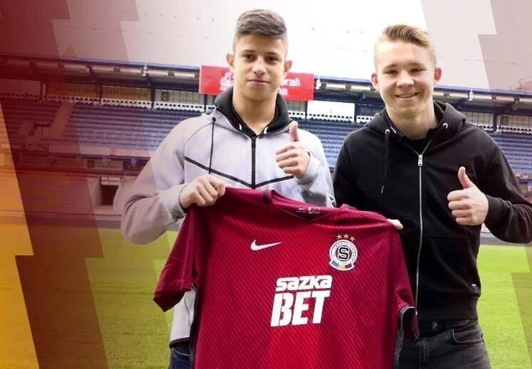 <p>Adam Hložek (Çekya, 17 – Sparta Praha)</p>
<p> </p>