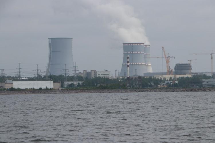 <p>Rusya'nın Leningrad Bölgesine bağlı Sosnovi Bor şehrinin Finlandiya Körfezi'nde yer alan santral, bulunduğu bölge ile 80 kilometre uzaklıktaki ülkenin en önemli şehirlerinden St. Petersburg'un enerji ihtiyacının yarısından fazlasını karşılıyor.</p>

<p> </p>
