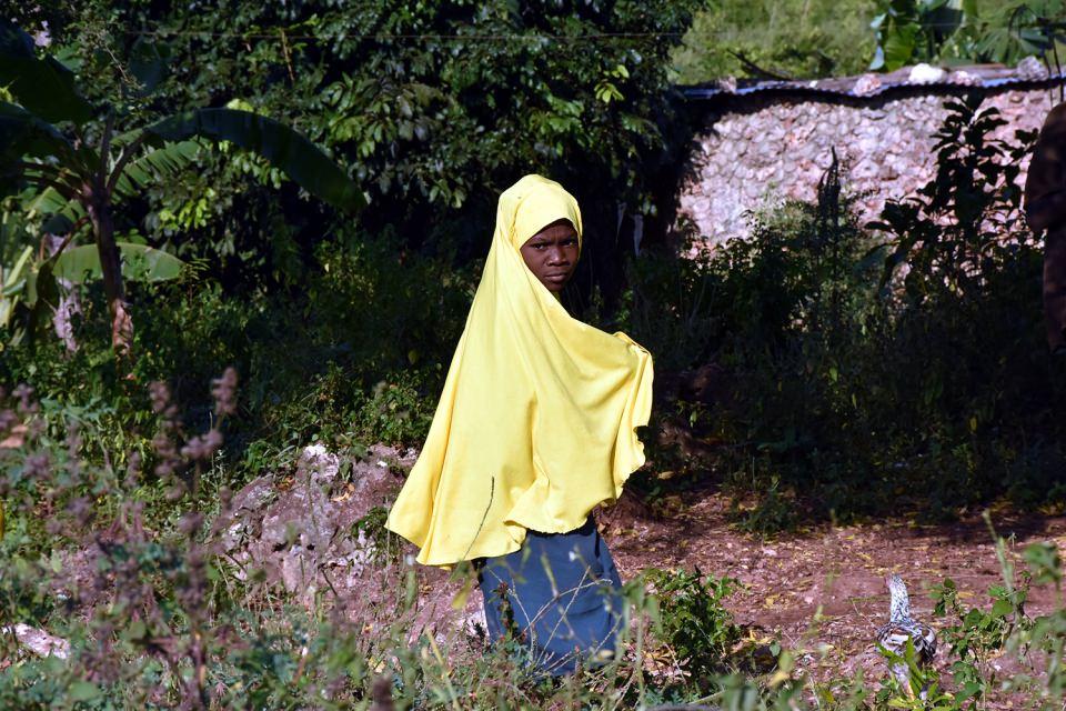 <p>Özellikle balayı için çiftlerin tercih noktası Zanzibar'a yaklaşık 6 kilometre uzaklıktaki Changuu Adası'nda bulunan ve 9. yüzyıldan kalma "köle pazarı" ile "köle hapishanesi" müze ve kafe olarak turistleri ağırlıyor. </p>

<p> </p>
