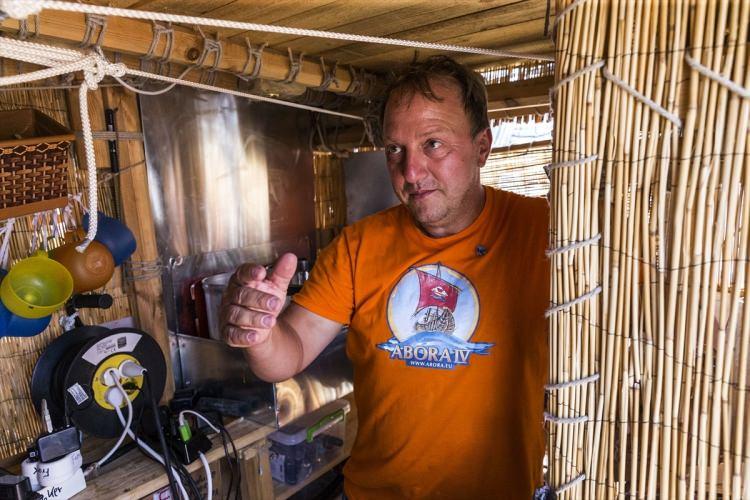 <p>Türkiye'nin antik dönemden itibaren çok önemli gelişmelerin merkezi olduğunu ifade eden Görlitz, şunları kaydetti:</p>

<p>"Bu coğrafya ticaret yolları üzerinde ve medeniyetlerin kesişim noktası olarak her zaman önemliydi. Türkiye aslında o dönem her şeyin merkeziydi. Kuzey ve güneyin kesişim noktası da yine bu coğrafyaydı. Bu sebeple İstanbul ve Çanakkale tarihi açıdan olduğu gibi bizim rotamızda da kritik bir öneme sahip ve Türkiye bu önemi her zaman koruyacak. Göbeklitepe de bu coğrafyada yaşanan medeniyetin ne kadar eski olduğunu, Mısır'dan bile çok daha eski zamanlara dayanan teknik gelişmelerin merkezi olduğunun bir kanıtı."</p>
