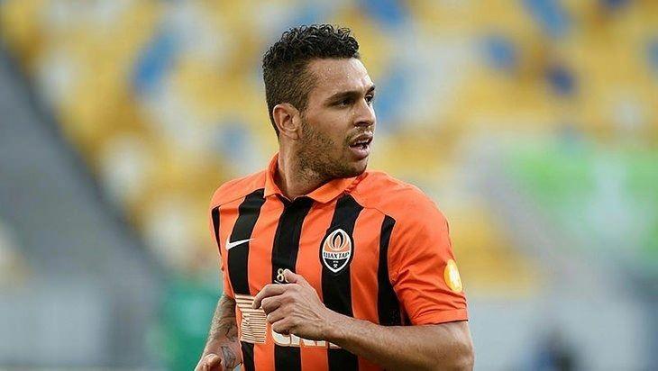 <p>16. SHAKHTAR DONETSK | 80.000</p>