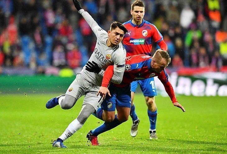 <p>44. VIKTORIA PLZEN | 33.000</p>