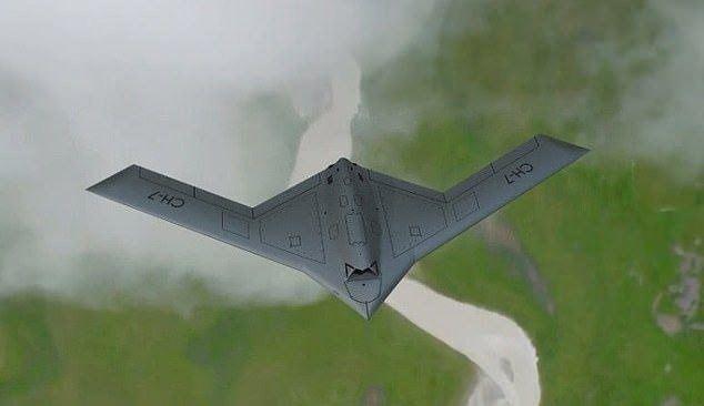 <p>CH-7 10 metre uzunluğunda ve 22 metrelik bir kanat açıklığına sahip.</p>

<p>Drone 10-13 kilometrelik bir irtifada 15 saat boyunca havada kalabiliyor.</p>
