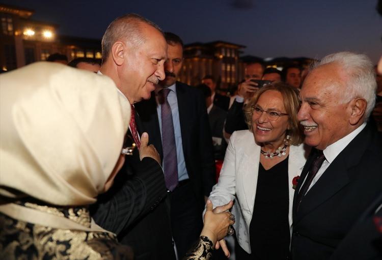 <p>Vatan Partisi Genel Başkanı Doğu Perinçek</p>