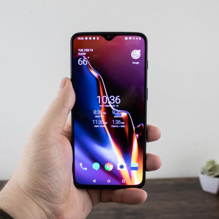 <p>OnePlus 6T</p>
