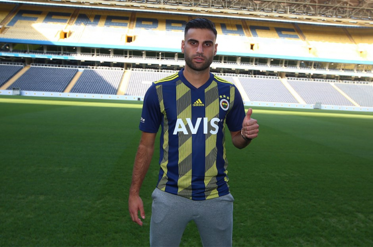 <p>Deniz Türüç - Fenerbahçe</p>
