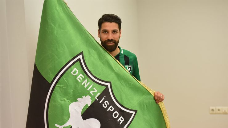 <p>Olcay Şahan - Denizlispor</p>
