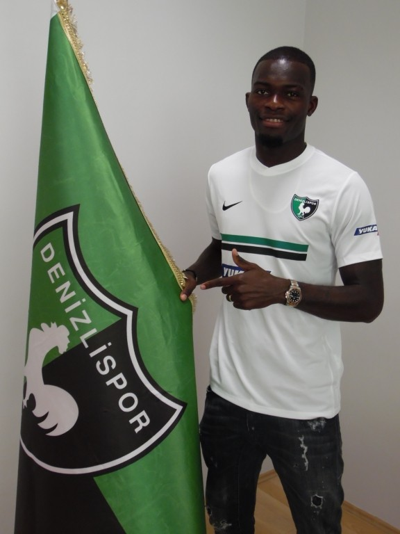 <p>Isaac Sackey - Denizlispor</p>
