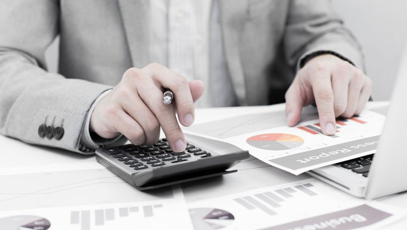 <p><strong>FİNANSAL HİZMET.(SİG.VE EMEK.HAR.)</strong></p>

<p>2019: 8.857 TL<br />
2018: 7.230 TL</p>

<p>Değişim: %23</p>
