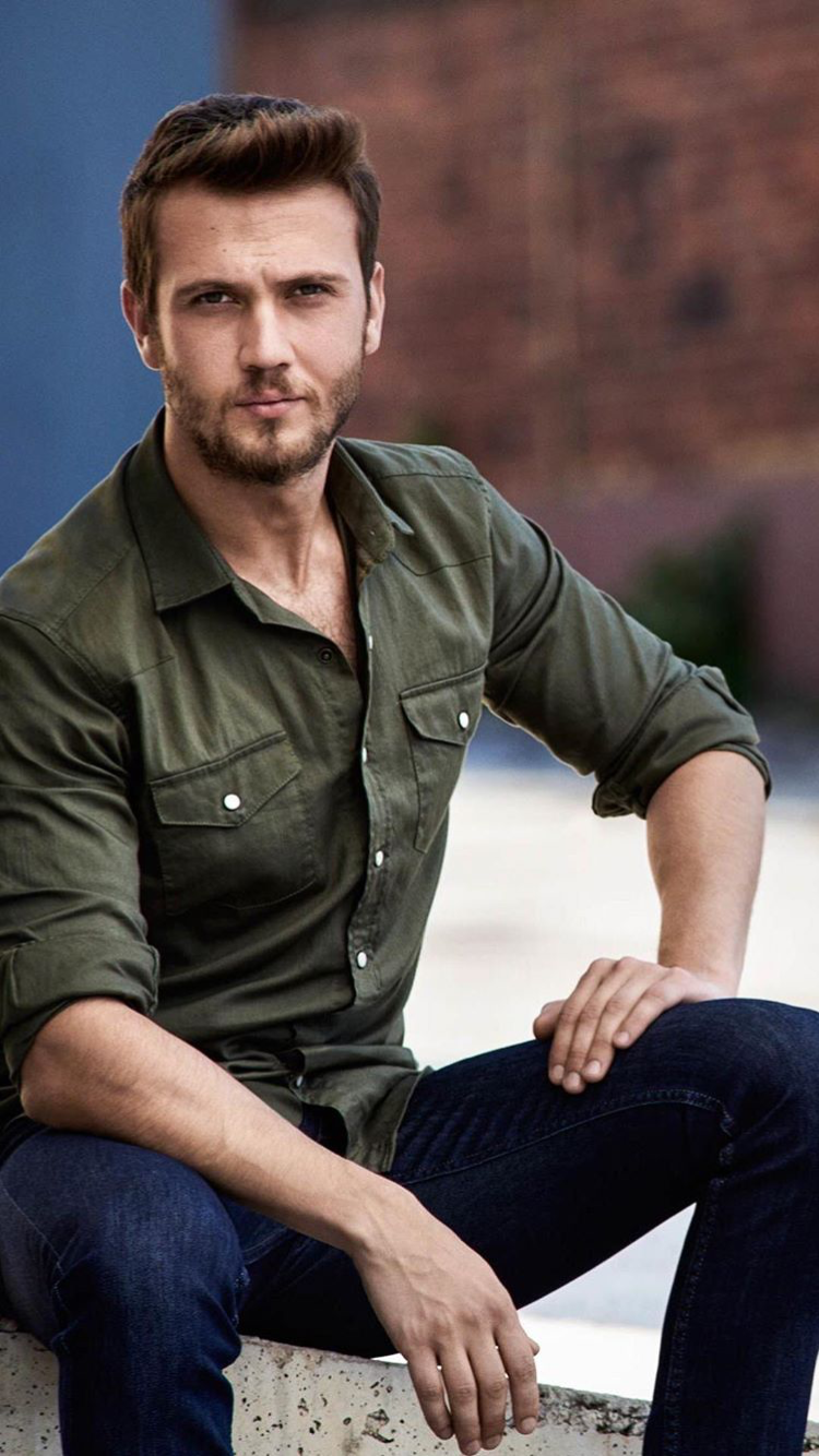 <p>Aras Bulut İynemli</p>