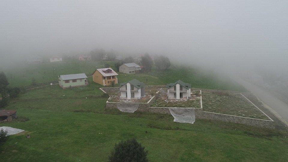 <p>İnşatların bir takım işçiliğinde ben de vardım.</p>
