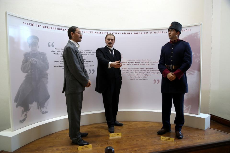 <p>Binanın cumhuriyetin kuruluş felsefesinin yeri olduğunu belirten Ayhan, "Atatürk ve silah arkadaşlarına tam 108 gün ev sahipliği yapmıştır. Milli Mücadele'nin karargahıdır." dedi. </p>
<p> </p>