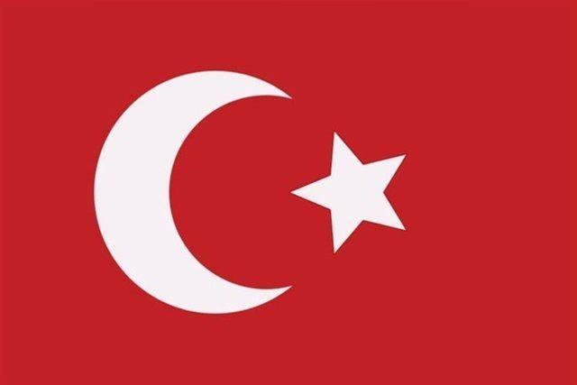 <p>Osmanlı İmparatorluğu (1299-1923) Osman Bey tarafından kurulan Osmanoğulları Beyliği, Orhan Bey döneminde bir devlet, I. Mehmet döneminde ise bir imparatorluk haline gelmiştir ve İstanbul'un Fethi ile uzun bir süre süper güç haline gelmiştir.</p>
<p> </p>