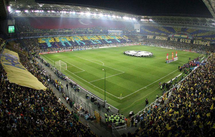 <p>FENERBAHÇE A.Ş.: 206.439.081 TL</p>
