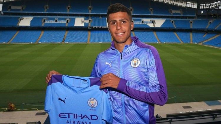 <p>9- RODRI | Atletico Madrid >> Manchester City | 70 milyon €</p>