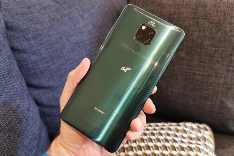 <p>– Huawei Mate 20 X (5G)</p>
