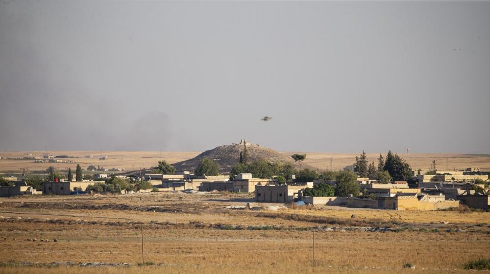 <div>Fırat Nehri'nin doğusundan, Şanlıurfa sınırından başlayıp Mardin'in Nusaybin ilçesine kadar yaklaşık 400 kilometreyi kapsayan bölgedeki Rasulayn, Tel Abyad, Aynularab ve Kamışlı gibi yerleşimleri, terör örgütü YPG/PKK işgali altında tutuyor.</div>

<div> </div>
