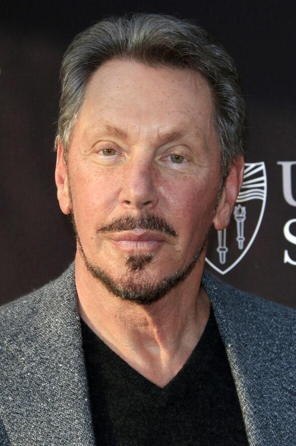 <p><strong>Larry Ellison</strong></p>
<p>Sıra: 8</p>
<p>Toplam net değer: 58.9 milyar dolar</p>
<p>Son değişim: +1.21 milyon dolar</p>
<p>Senelik değişim: +9.63 milyar dolar</p>
<p>Ülke: ABD</p>
<p>Sektör: Teknoloji</p>