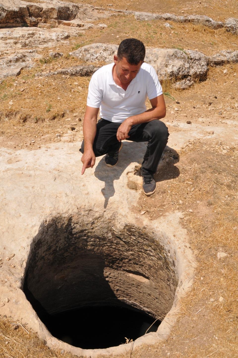 <p>İl Kültür Turizm Müdürlüğünce söz konu alanda kazı yapılması için başvuruda bulunuldu. </p>
